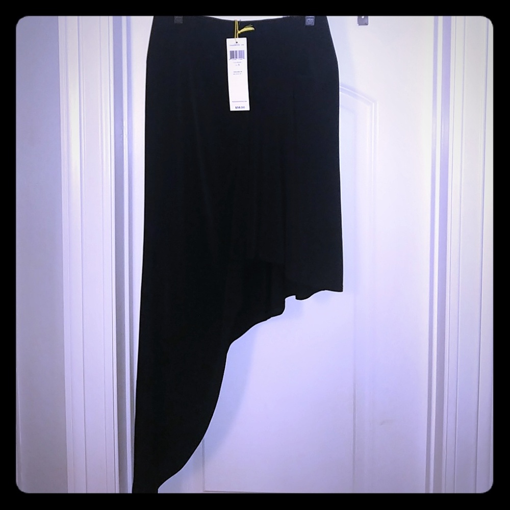 BCBG skirt
